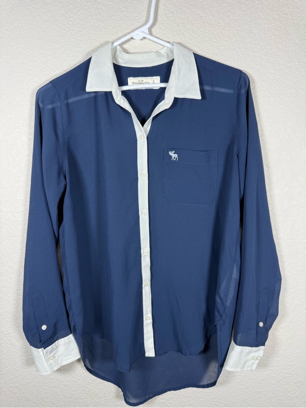 Abercrombie & Fitch Sheer Navy Shirt with White Contrast Trim. So so cute 🥰